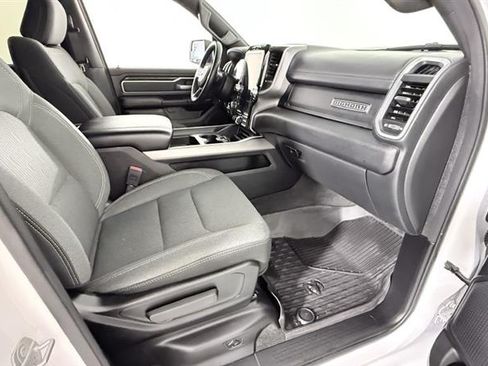 Used 2021 RAM 1500 Big Horn image 24