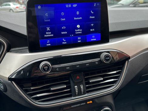 Used 2020 Ford Escape SEL image 13