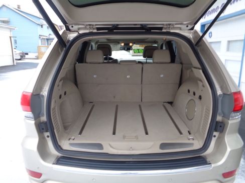 Used 2015 Jeep Grand Cherokee Overland image 10