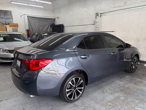 Used 2018 Toyota Corolla SE image 6