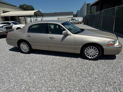 Used 2004 Lincoln Town Car Signature