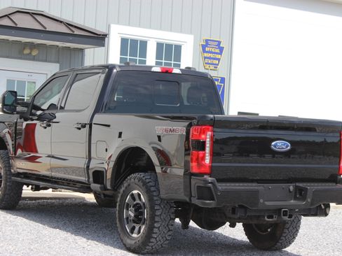 Used 2023 Ford F250 Lariat image 6