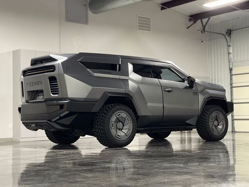 Used 2023 Cadillac Escalade Platinum Luxury image 14