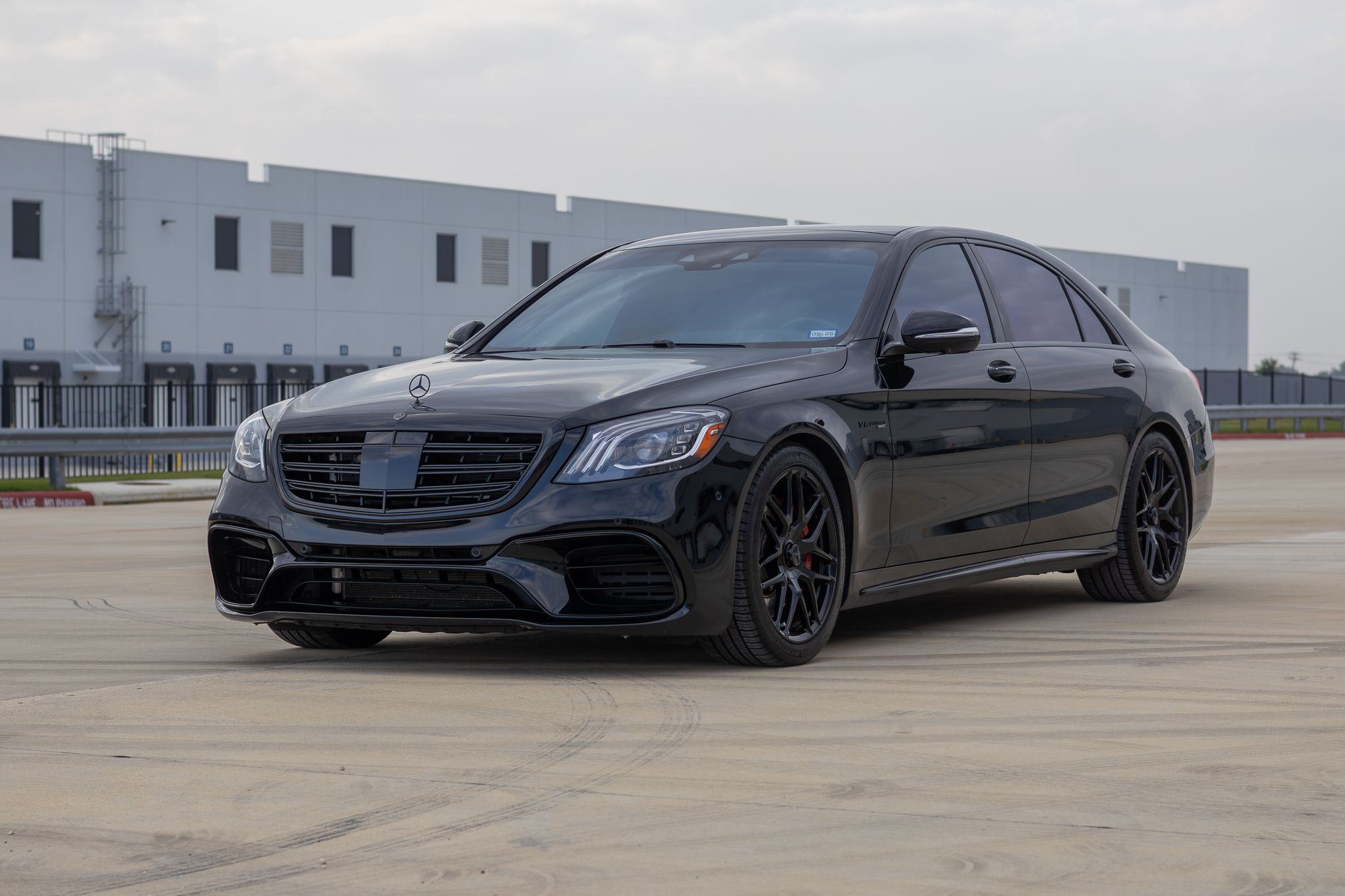 Used 2020 Mercedes-Benz S 63 AMG 4MATIC Sedan image 1
