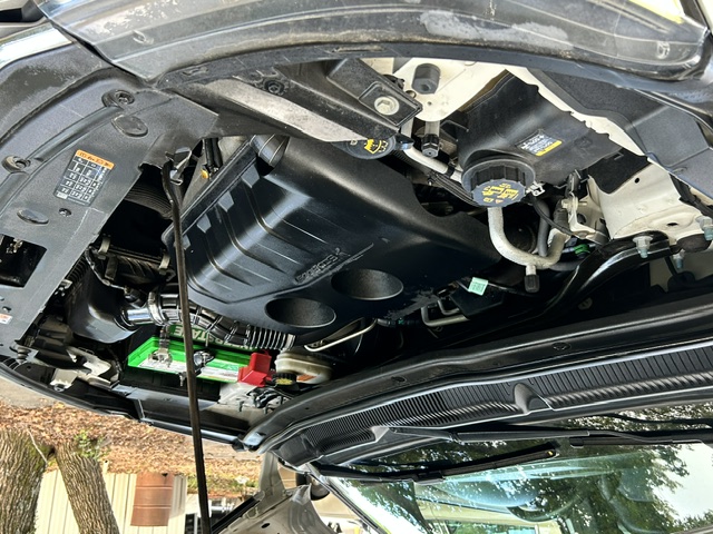Used 2017 Ford Explorer FWD XLT image 32
