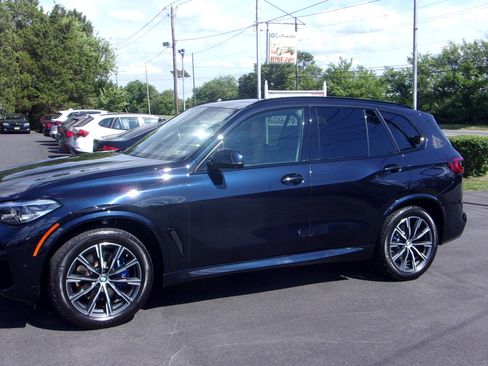 Used 2022 BMW X5 xDrive40i AWD/4WD image 4