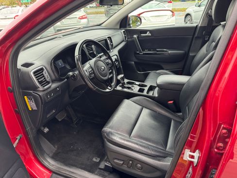 Used 2018 Kia Sportage EX image 6