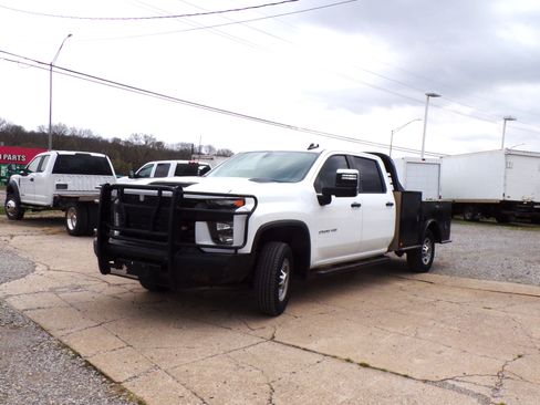 Used 2022 Chevrolet Silverado 2500 LT image 1