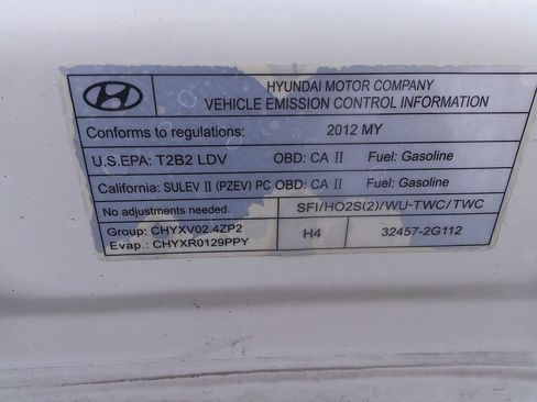 Used 2012 Hyundai Sonata Blue image 40