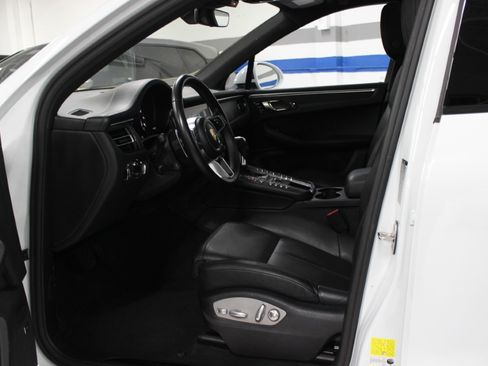 Used 2021 Porsche Macan GTS AWD/4WD image 15