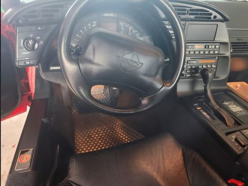 Used 1995 Chevrolet Corvette Premium Cpe w/ 3LT image 6