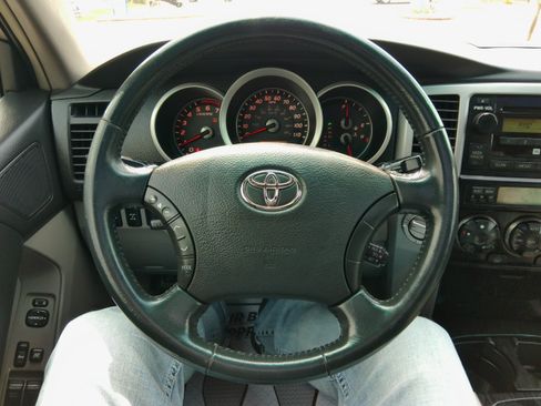Used 2007 Toyota 4Runner Limited image 49