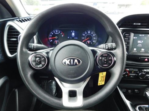 Used 2020 Kia Soul S image 15