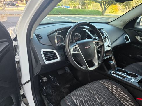 Used 2017 GMC Terrain SLE image 11