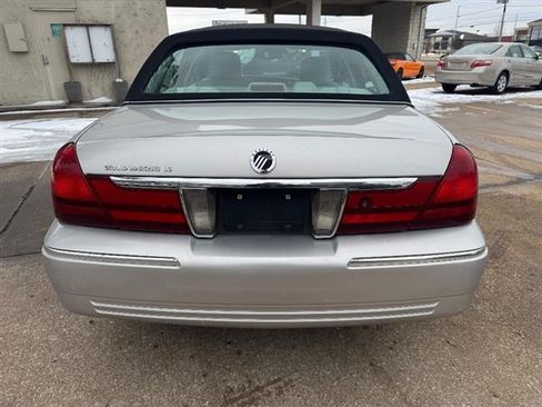 Used 2004 Mercury Grand Marquis LS image 3