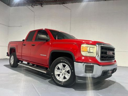 Used 2014 GMC Sierra 1500 SL image 1