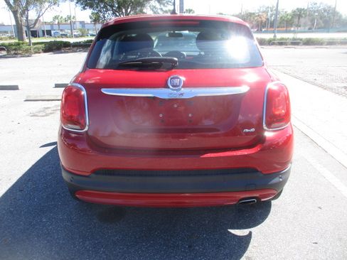 Used 2017 FIAT 500X Pop image 3