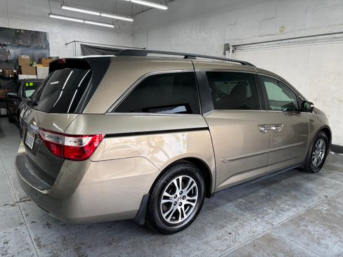 Used 2011 Honda Odyssey EX-L image 5