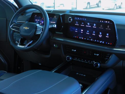 Used 2025 Chevrolet Tahoe Premier image 30