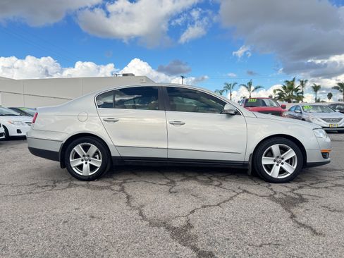 Used 2009 Volkswagen Passat Komfort image 9
