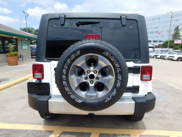 Used 2018 Jeep Wrangler JK 4WD Unlimited Sahara image 6