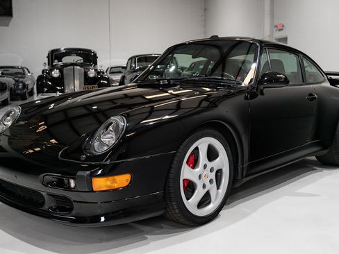 Used 1996 Porsche 911 Turbo image 2