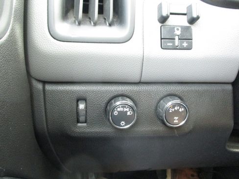 Used 2019 Chevrolet Colorado W/T image 48