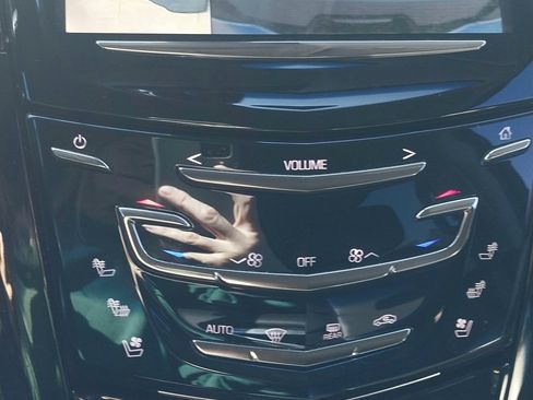 Used 2016 Cadillac Escalade ESV image 23