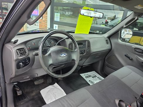 Used 2004 Ford F150 XL image 6