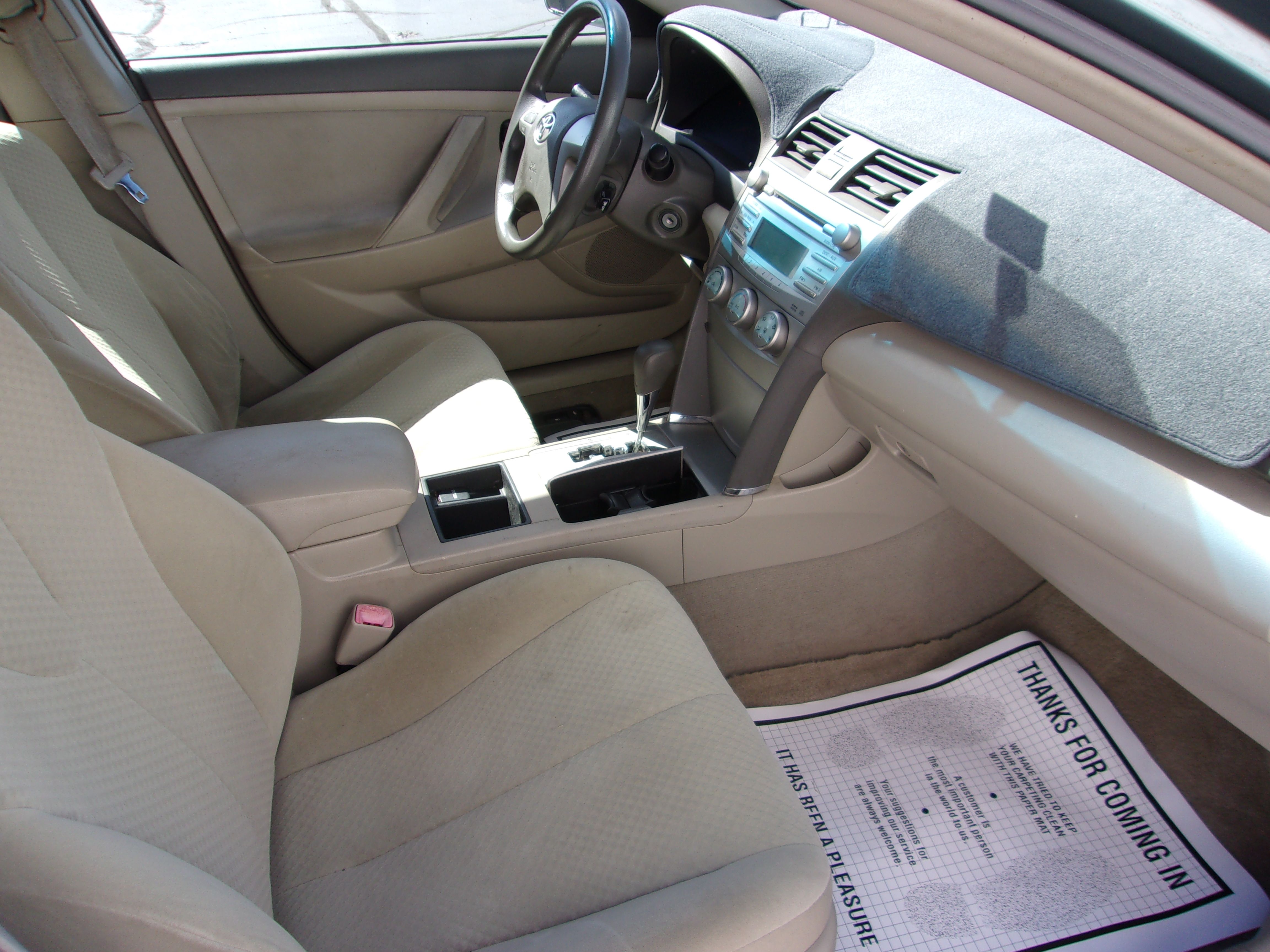 Used 2009 Toyota Camry LE Sedan FWD image 4
