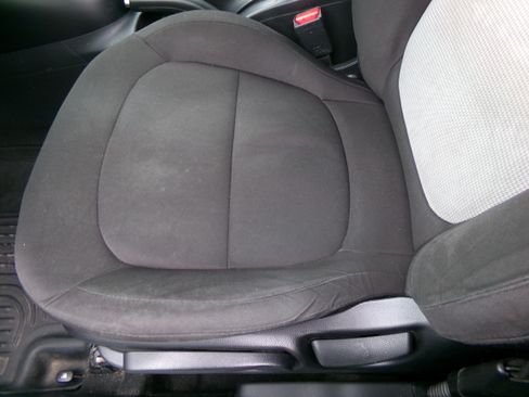 Used 2016 Kia Soul image 9