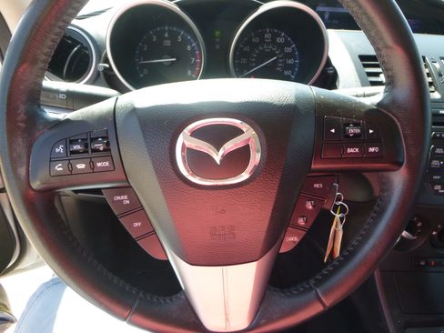 Used 2012 MAZDA MAZDA3 i Touring image 16