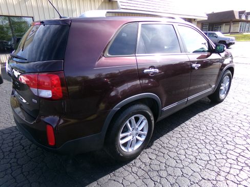 Used 2015 Kia Sorento AWD LX image 5