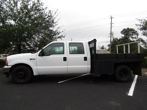 Used 1999 Ford F350 XL image 1