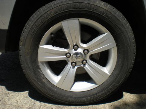 Used 2014 Jeep Patriot Latitude image 5