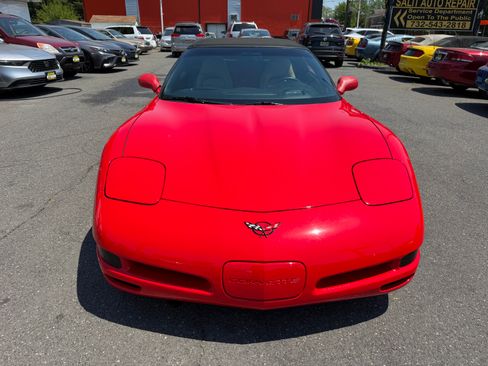 Used 1999 Chevrolet Corvette Convertible RWD image 26