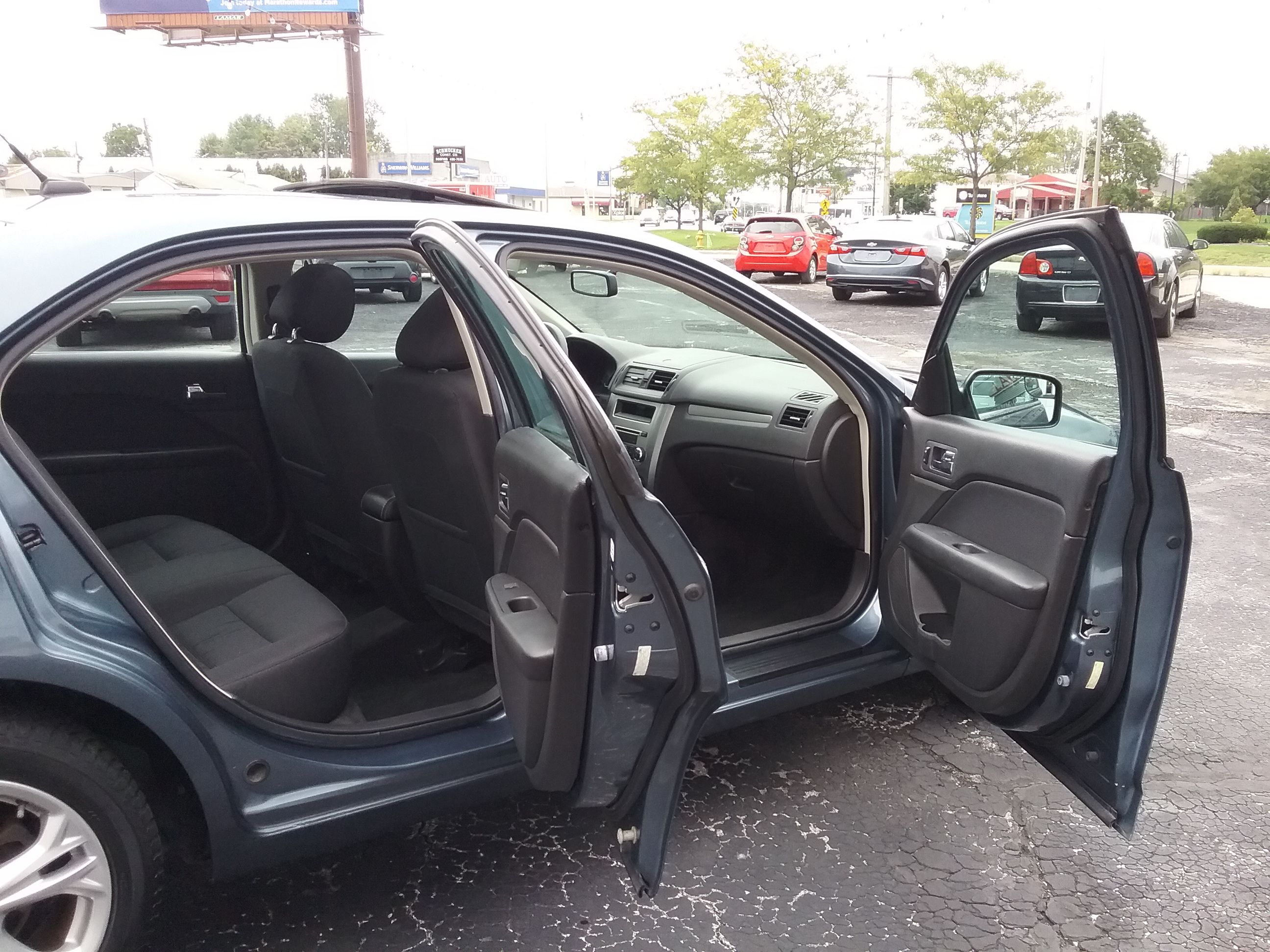 Used 2012 Ford Fusion SE FWD image 16