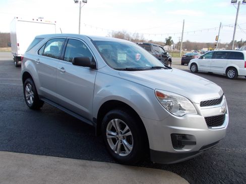 Used 2015 Chevrolet Equinox LS image 3