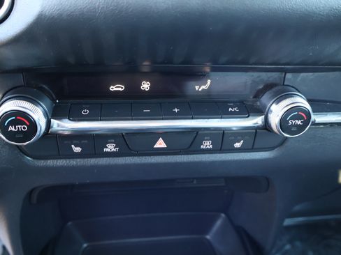 Used 2021 MAZDA CX-30 image 29