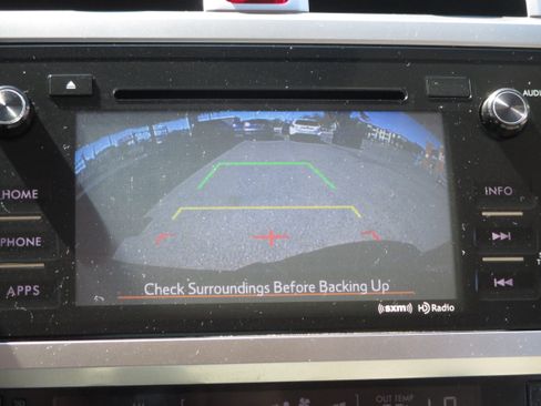 Used 2017 Subaru Outback 2.5i Premium Wagon 4D AWD/4WD image 7