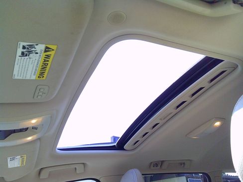Used 2010 Volvo XC70 T6 AWD image 12