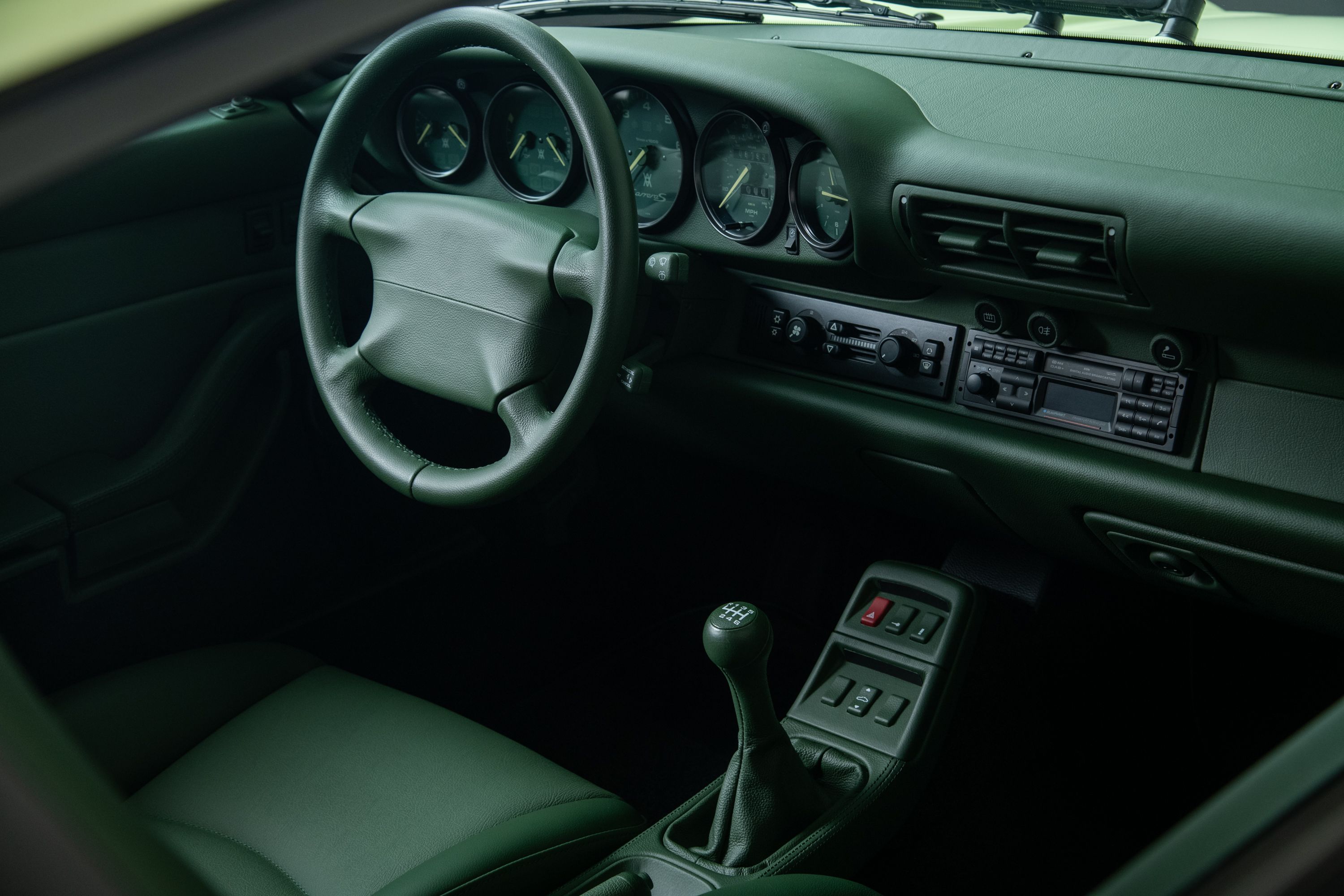Used 1998 Porsche 911 Carrera S RWD image 59
