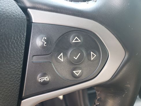 Used 2021 Chevrolet Colorado LT image 14