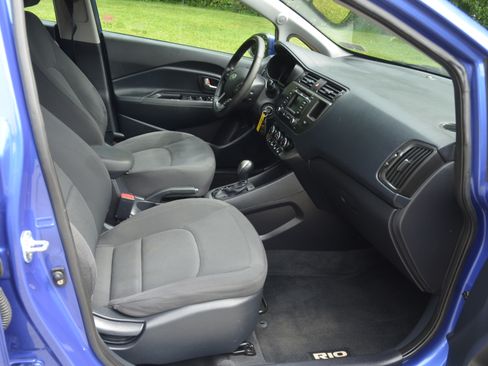 Used 2012 Kia Rio SX FWD image 9