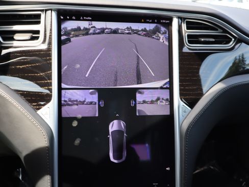 Used 2017 Tesla Model S 75 RWD image 29
