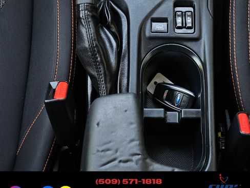 Used 2020 Subaru Crosstrek 2.0i Premium image 12