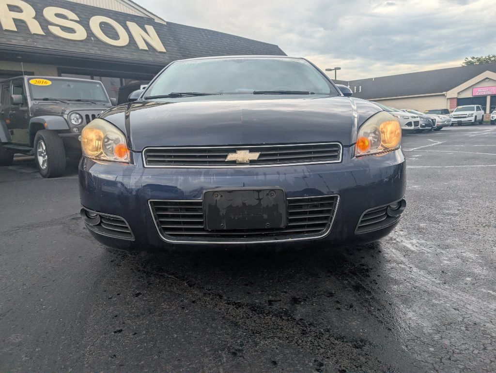Used 2008 Chevrolet Impala LTZ FWD image 3