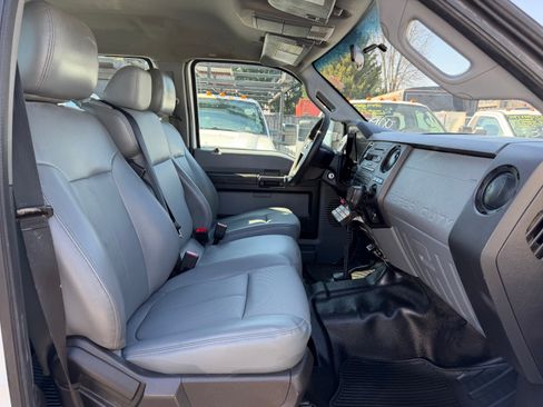 Used 2012 Ford F350 image 23