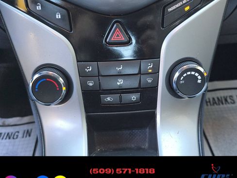Used 2013 Chevrolet Cruze LS image 11
