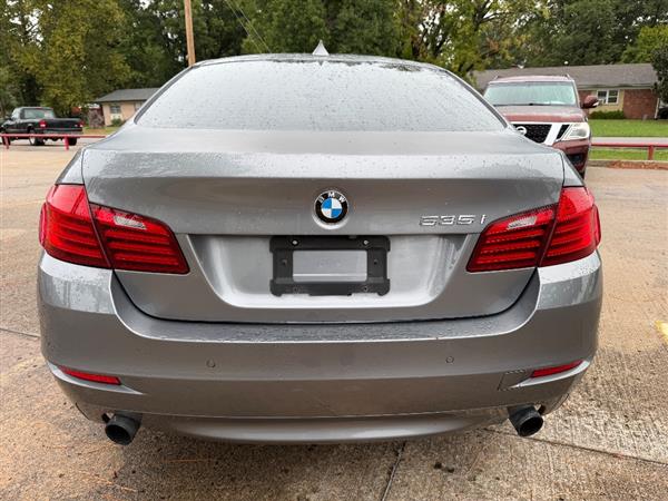 Used 2014 BMW 535i w/ Sport Package RWD image 3